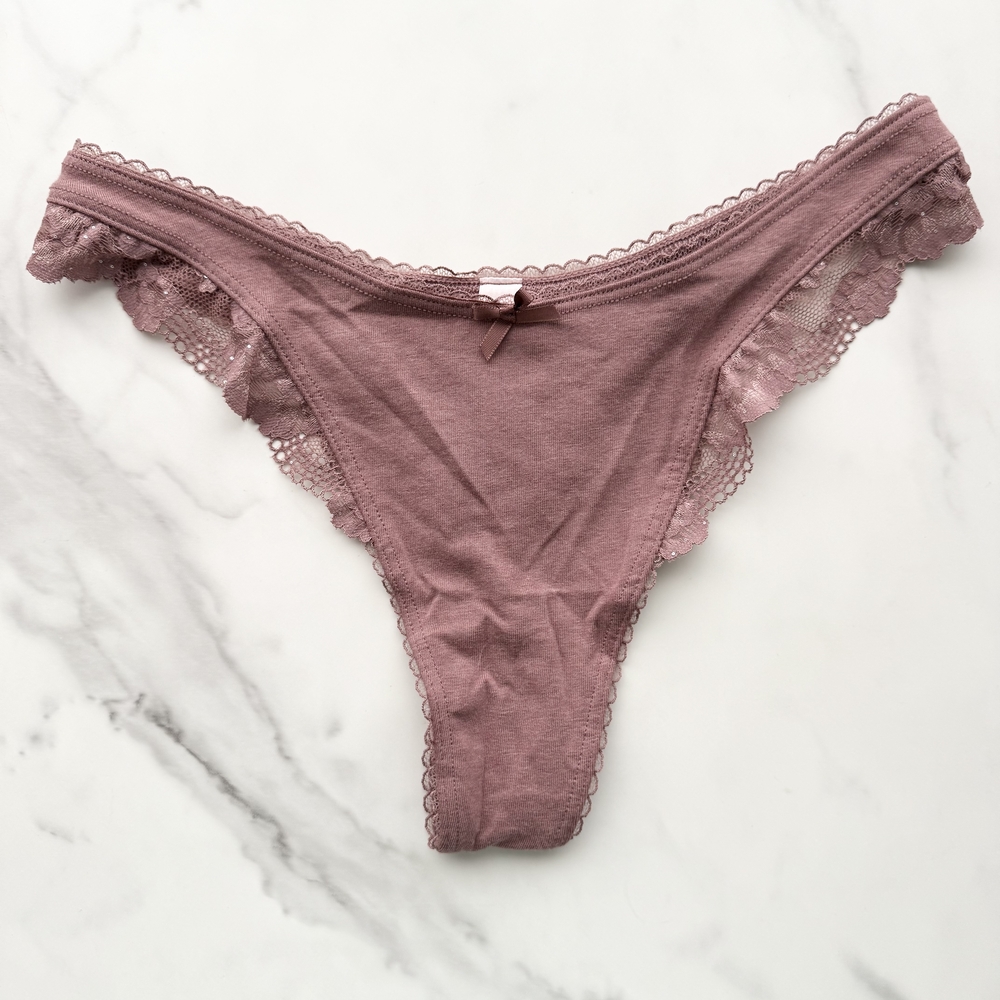 NWT VICTORIA'S SECRET BODY BY VICTORIA STRETCH COTTON LACE-TRIM HIGH-LEG SCOOP T